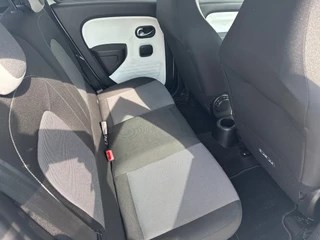 Renault Twingo Renault Twingo 1.0 SCe Expression/Airco/2 sleutels/dealer onderhouden/ nette auto - afbeelding nr 9
