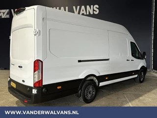 Ford Transit Ford Transit 2.0 TDCI 130pk L4H3 Jumbo Euro6 Airco | Camera | Navigatie | Apple Carplay | Cruisecontrol Android Auto, Parkeersensoren, Verwarmde voorruit, Stoelverwarming, Bijrijdersbank - afbeelding nr 2