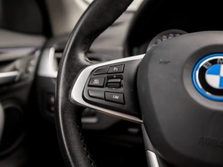 BMW X1 BMW X1 xDrive25e Sportline 221Pk Automaat (GROOT NAVI, DEALER ONDERHOUDEN, SFEERVERLICHTING, CLIMATE, LEDER, STOELVERWARMING, SPORTSTOELEN, GETINT GLAS, ELEK ACHTERKLEP, NIEUWE APK, NIEUWSTAAT) - afbeelding nr 18