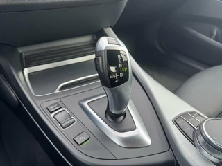 BMW 2 Serie BMW 2-serie Cabrio 218i High Executive M-Sport|NL-Auto - afbeelding nr 10