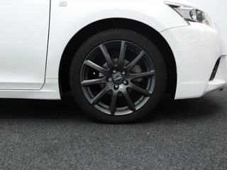 Lexus CT - afbeelding nr 9
