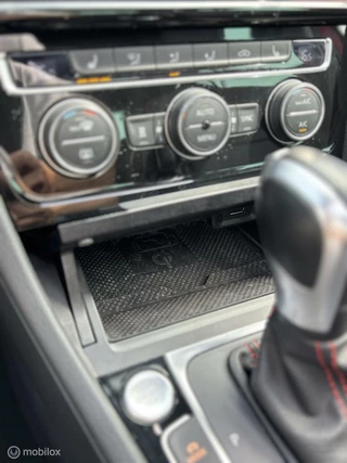 Volkswagen Golf Volkswagen Golf 2.0 DSG TSI GTI Performance Apk 2027 DEALER! - afbeelding nr 18