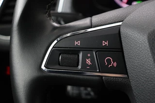 SEAT Leon SEAT Leon 1.5 TSI Style Ultimate Edition | Stoelverwarming |  Adaptive cruise | Camera | Carplay | Beats Audio | Full LED | Keyless | Virtual Cockpit - afbeelding nr 14