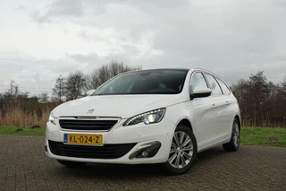 Peugeot 308 Peugeot 308 SW 1.2 130PK Allure AUT | Blanc Banquise | Panodak/NAV/Camera/Trekhaak/PDC - Super netjes! - afbeelding nr 2