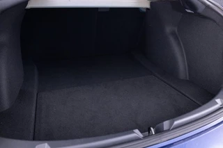 Tesla Model 3 - afbeelding nr 15
