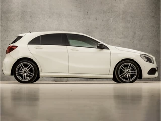 Mercedes-Benz A-Klasse Automaat (NAVIGATIE, CAMERA, LEDER/ALCANTARA, STOELVERWARMING, GETINT GLAS, SPORTSTOELEN, LED KOPLAMPEN, CRUISE, RODE STIKSELS, NIEUWE APK, NIEUWSTAAT) - afbeelding nr 4