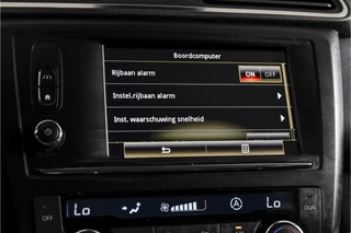 Renault Kadjar | Cruise | Stoelverw. | PDC | Camera | NAV | ECC | Trekhaak | LM 19