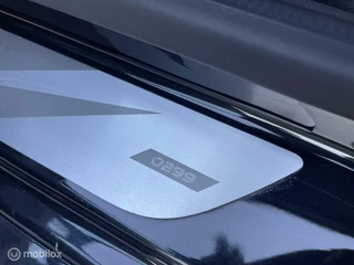 Renault Clio Renault Clio 220pk R.S. Trophy RS18|RIJKLAAR|BOSE|LEER|NR299 - afbeelding nr 50
