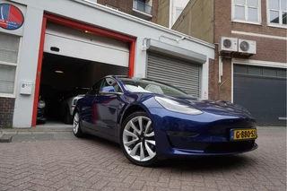 Tesla Model 3 Tesla Model 3 Long Range AWD 75 kWh Dual Motor | Nederlandse BTW auto | 351 pk | Panorama | Auto Pilot | Leer | Electrische stoelen met memory en verwarming | 19inch sportvelgen - afbeelding nr 8