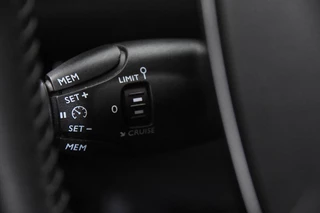 Peugeot 208 Peugeot 208 Active *1ste Eigenaar*Navigatie*Carplay*Park assist* - afbeelding nr 17