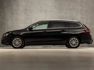Peugeot 308 (PANORAMADAK, APPLE CARPLAY, GROOT NAVI, 360 CAMERA, SPORTSTOELEN, ADAPTIVE CRUISE, TREKHAAK, NIEUWSTAAT) - afbeelding nr 2