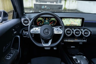 Mercedes-Benz A-Klasse Mercedes-Benz A200 | 2019 AMG | Premium Plus | HUD-Pano-Vol - afbeelding nr 2