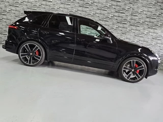 Porsche Cayenne Porsche Cayenne 3.0 S E-Hybrid *GTS uitvoering*22''LMV*NAP*! - afbeelding nr 28