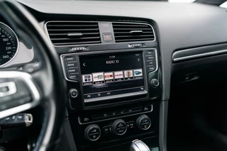 Volkswagen Golf Volkswagen Golf 1.4 TSI GTE  LED / Camera / Carplay - afbeelding nr 41