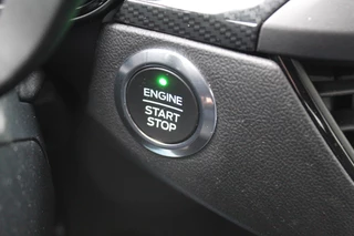 Ford Focus Climate control , Navigatie, Cruise control , Dodehoek detectie Voorruitverwarming , Camera , Trekhaak - afbeelding nr 12