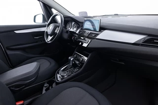BMW 2 Serie BMW 2 Serie 220 Gran Tourer i Essential | PANORAMADAK | Automaat ✅ 1e Eigenaar - afbeelding nr 4