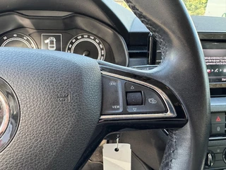 Škoda Scala Airco/Lichtmetalen velgen/Cruise control - afbeelding nr 19