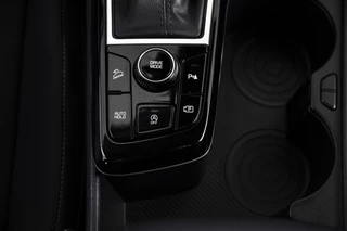 Kia Sportage Kia Sportage 1.6 T-GDi MHEV 160 PK DynamicLine - Automaat | Afn. Trekhaak | Dig. Cockpit | Adapt. Cruise | Stuur-+Stuurverw. | PDC | Camera | NAV + App. Connect | ECC | LM 17