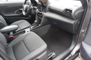 Toyota Yaris Cross Toyota Yaris Cross 1.5 Hybrid 115 Business Plus |Navi|Carplay|PDC V+A|Dodehoek|Camera|Stoel en stuurverwarming| - afbeelding nr 11