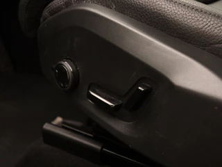 Volvo XC60 Volvo XC60 T6 PLUG-IN HYBRID ULTRA DARK SCHUIFDAK HARMAN KARDON TREKHAAK 20 - afbeelding nr 25