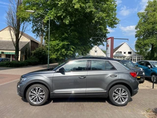 Volkswagen T-Roc Volkswagen T-Roc 1.0 TSI STYLE / NAVI / CARPLAY / ADAP. CRUISE / 18'' LMV / DAB / PDC - afbeelding nr 3