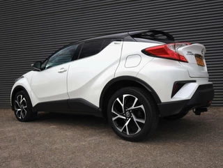 Toyota C-HR Toyota C-HR 1.2 Premium (Vol-Opties!) 1e eigenaar Two-Tone - afbeelding nr 2
