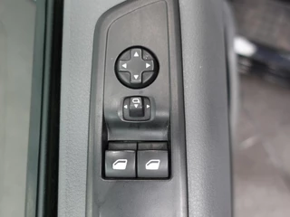Peugeot Expert Peugeot Expert 2.0 180PK Long L3 Premium Dubbele Cabine Automaat Airco Cruise control Bluetooth Navigatie Carplay Trekhaak - afbeelding nr 13