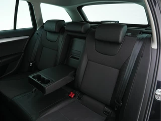 Škoda Octavia *NAVI-FULLMAP | AMUNDSEN-AUDIO | ECC | CRUISE | DAB | APP-CONNECT | PDC | 1/2-LEATHER | COMFORT-SEATS | 16'' ALU* - afbeelding nr 24