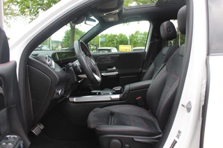 Mercedes-Benz GLB Mercedes-Benz GLB 200 Premium Plus 7p. / Panoramadak / Camera / 20'' / Sfeerverlichting / Navigatie / Dodehoek / DAB / Stoelverwarming / Cruise Control - afbeelding nr 10