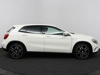 Mercedes-Benz GLA Mercedes GLA-klasse 200 Airco Cruise Stoelverw. Trekhaak Aut - afbeelding nr 6