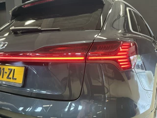 Audi e-tron Audi e-tron e-tron 50 quattro Launch edition plus 71 kWh | Panoramadak | Apple Carplay - afbeelding nr 32