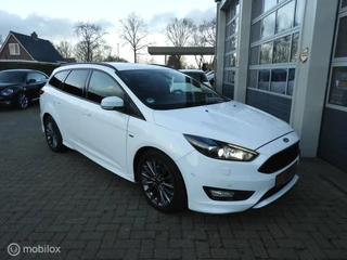 Ford Focus Ford Focus Wagon 1.5 ST -Line - afbeelding nr 10