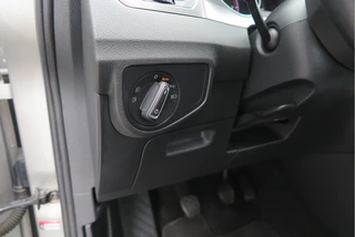 Volkswagen Golf Sportsvan Cruise-control,PDC, LMV,Achteruitrijcamera ,Stoelverwarming, Navigatie . etc. . - afbeelding nr 64