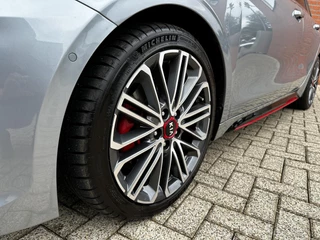 Kia ProCeed Kia ProCeed 1.6 T-GDi 204pk Automaat GT Kia ProCeed 1.6 T-GDi GT Navigatie Climate Control Electrisch bediendbare achterklep Adaptive Cruise Control Camera Dab Keyless start - afbeelding nr 9