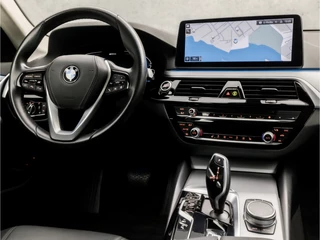 BMW 5 Serie BMW 5 Serie Touring 530e Sportline 293Pk Automaat (APPLE CARPLAY, GROOT NAVI, DEALER ONDERHOUDEN, CAMERA, SFEERVERLICHTING, LEDER, SPORTSTOELEN, ADAPTIVE CRUISE, TREKHAAK ELEKTRISCH, NIEUWSTAAT) - afbeelding nr 7