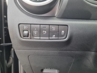 Hyundai Kona Hyundai Kona EV FASHION 64 KWH 3-FASE/WARMTEPOMP HEAD-UP DISPLAY - afbeelding nr 25