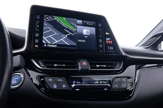 Toyota C-HR Toyota C-HR 1.8 Hybrid Style Automaat *NAVI *unieke km.stand* - afbeelding nr 12