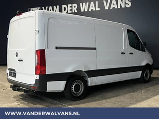 Mercedes-Benz Sprinter Mercedes-Benz Sprinter 314 CDI 143pk L2H1 Euro6 Airco | Camera | Apple Carplay | Android Auto Mbux, 2000kg Trekhaak, Bijrijdersbank - afbeelding nr 12