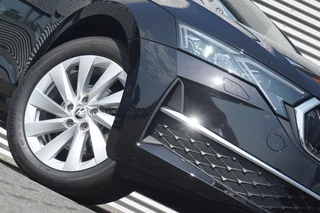 Škoda Octavia Škoda Octavia Combi 150PK AUTOMAAT ADAPTIVE | WINTERPACK | CAMERA | NAVI | KEYLESS! - afbeelding nr 48