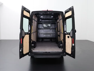Volkswagen Crafter Volkswagen Crafter 2.0TDI L3H3 Highline | Airco | 3-Persoons | Betimmering - afbeelding nr 4