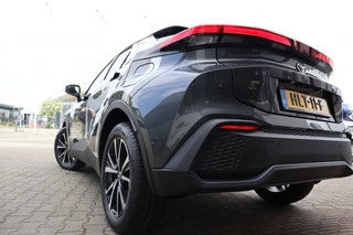 Toyota C-HR Toyota C-HR 1.8 Hybrid 140 Dynamic - afbeelding nr 40