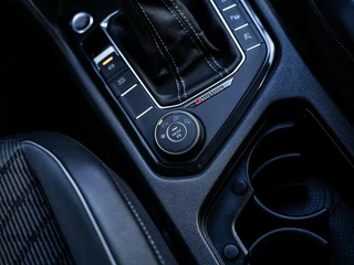 Volkswagen Tiguan Volkswagen Tiguan 2.0 TSI 4Motion R-Line|PANO|DYNAUDIO|ACC - afbeelding nr 23