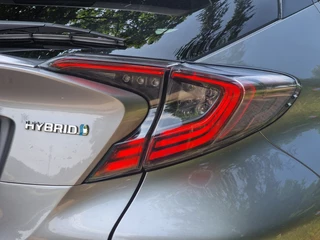 Toyota C-HR Toyota C-HR 1.8 Hybrid Executive | 24mnd Garantie | Incl. Beurt & APK | - afbeelding nr 14