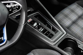 Volkswagen Golf Volkswagen Golf 1.4 eHybrid GTE | Pano | IQ Light | Dodehoek - afbeelding nr 28