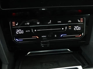 Volkswagen Arteon Volkswagen Arteon Shooting Brake 1.4 TSI eHybrid R-Line | Trekhaak | Stoelverwarming | Carplay | Leder/Alcantara | Adaptive cruise | Achterbankverwarming | Camera | Navigatie | Half leder - afbeelding nr 24