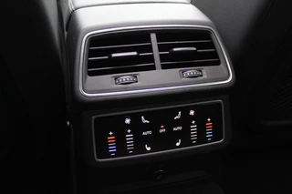 Audi A6 Audi A6 Avant 55 TFSI e quattro Competition / Trekhaak / Panoramadak / 360Camera / Head-up / Softclose / Stuurverwarming / Apple CarPlay / DAB / ACC / Stoelverwarming V+A - afbeelding nr 36