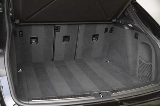 Porsche Macan Porsche Macan 3.6 Turbo|SportDesign|Keyless|CarPlay|BOSE|Carbon|Standkachel|Facelift|Dealer Onderhouden - afbeelding nr 42