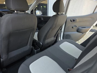 Hyundai i10 Hyundai i10 1.0 i-Drive 5drs! Apk 01-2027! NAP! Zondag OPEN! - afbeelding nr 15