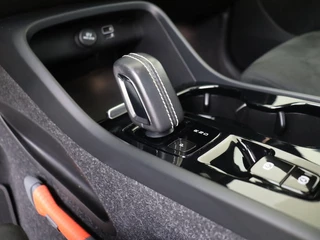 Volvo XC40 Volvo XC40 T4 R-Design | Trekhaak | Panoramadak | Dodehoekdetectie | - afbeelding nr 20