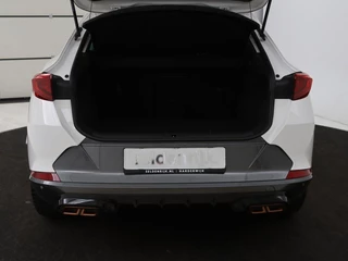 CUPRA Formentor Cupra Formentor 1.4 e-Hybrid | Adaptive cruise | Stuurverwarming |  Full LED | Sportstoelen | Keyless | Climate control | Parkeerhulp | DAB | Sfeerverlichting | PHEV - afbeelding nr 9